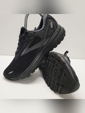 Brooks Ghost 14 Black Women's Running Shoes 120356B020 size 7.5